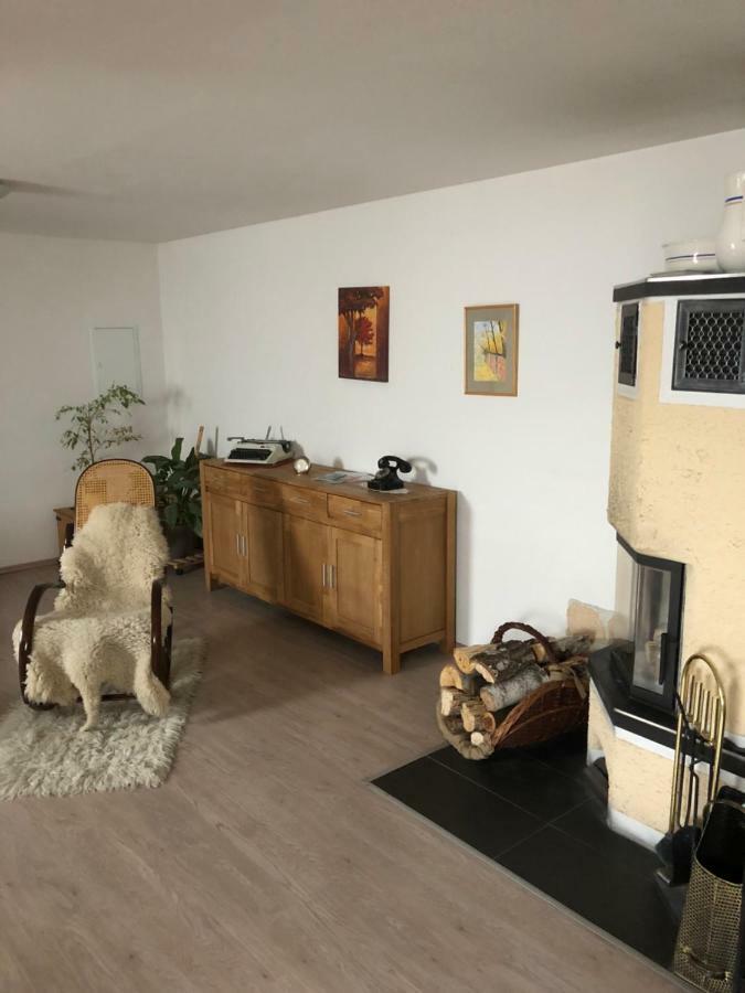 Alte Schule Cafe Und Pension Drehna Bagian luar foto